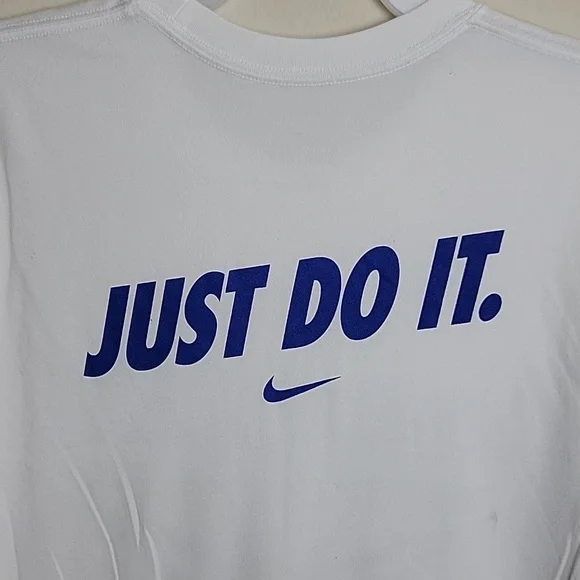 Women's Nike Kentucky Wildcats Shirts - Picture 5 of 6